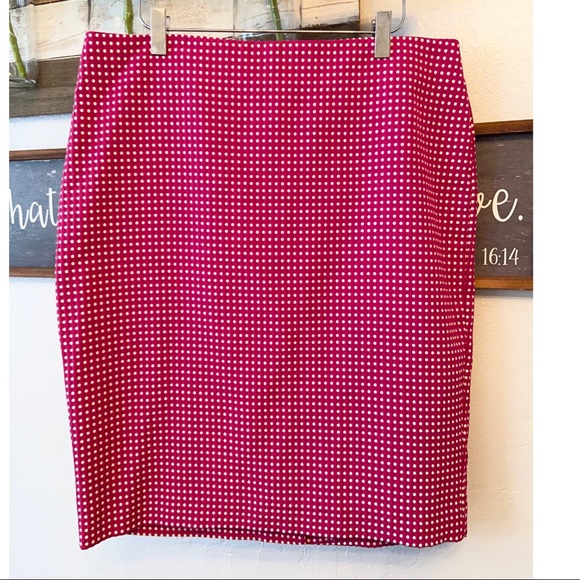 Ann Taylor Factory Dresses & Skirts - Ann Taylor Magenta Polka Dot Pencil Skirt
